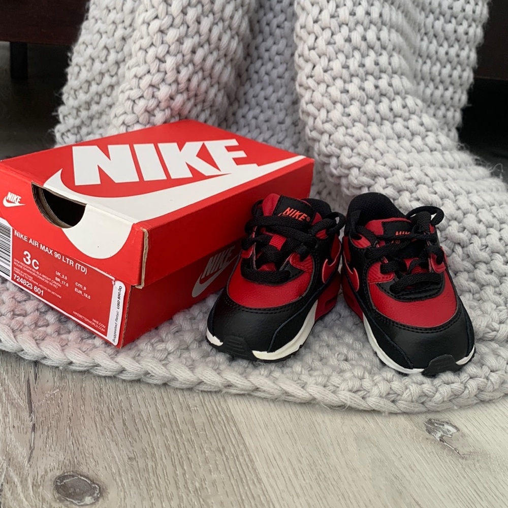 Nike Air Max 90 LTR (size 3c)